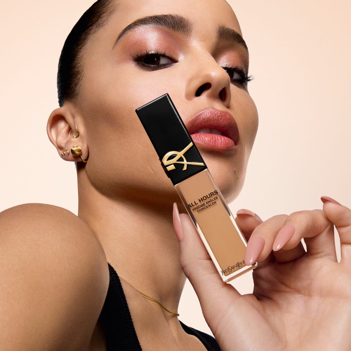 All Hours Precise Angles Concealer - MN1