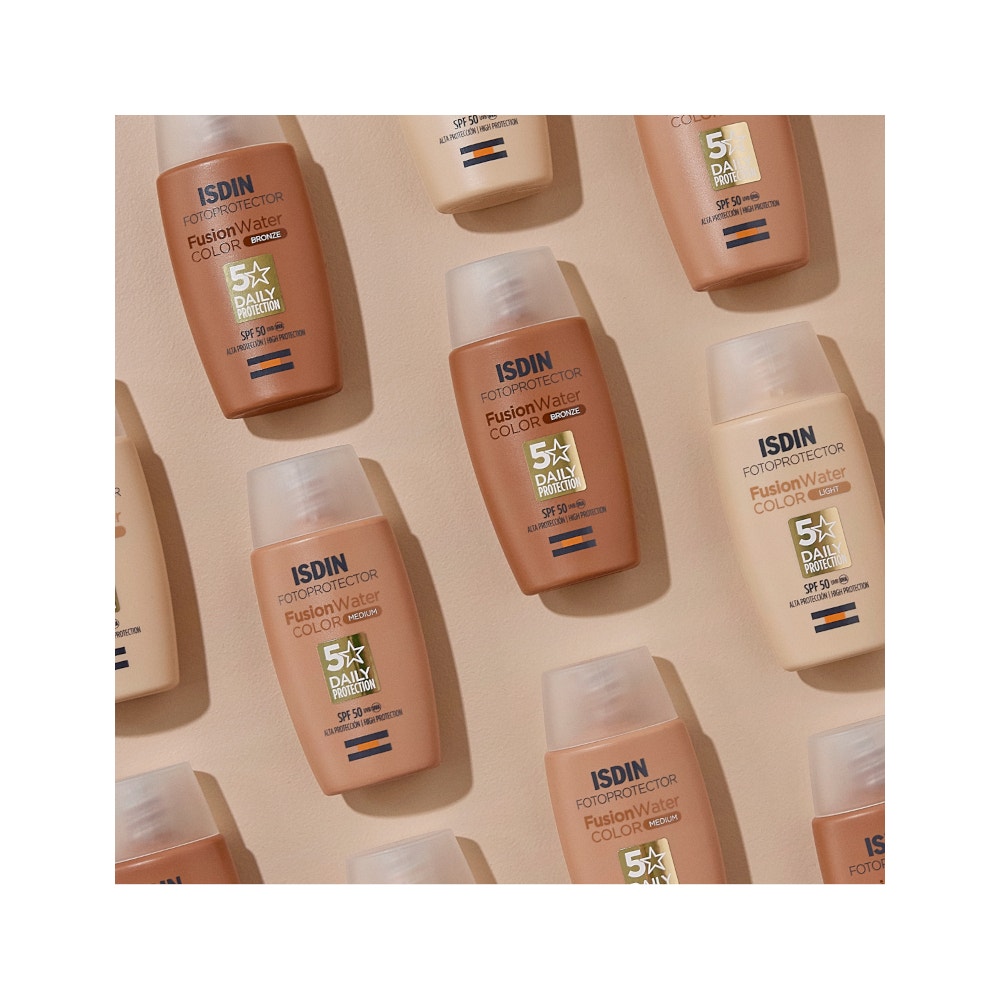 Isdin Fusion Water Color Light Fotoprotezione Colorata Ultraleggera 50ml SPF50-6