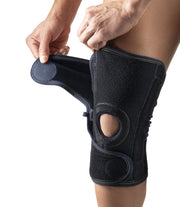 Pavis Ginocchiera Elastica Con Foro Rotuleo Cod. 021